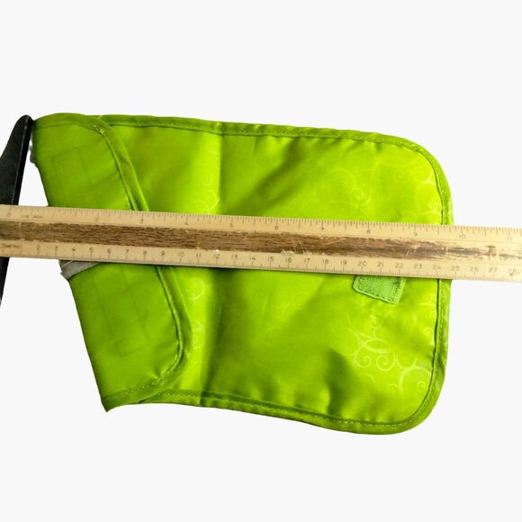 ChicoBag Reusable Snack Time Pouch Green 10 inch - Picture 4 of 9